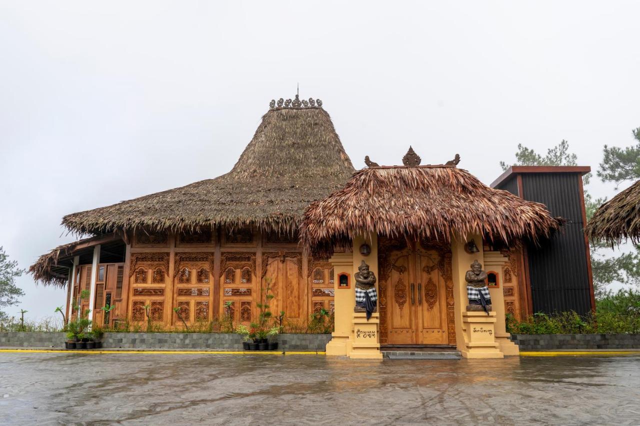 Tira Vilagna Suites & Spa Kintamani Esterno foto